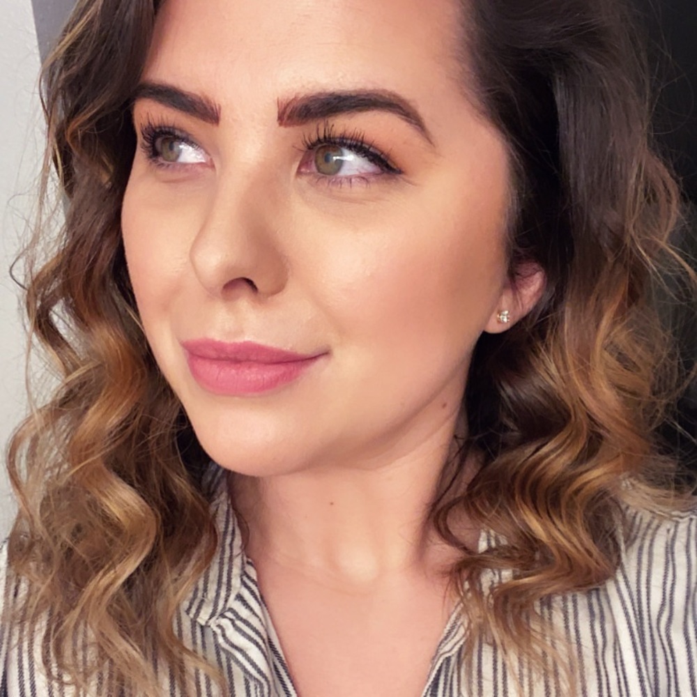 Meet your Posher, Maria